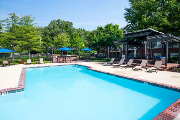 Pet Friendly Apartments in Cordova, TN | Lincoln at Wolfchase